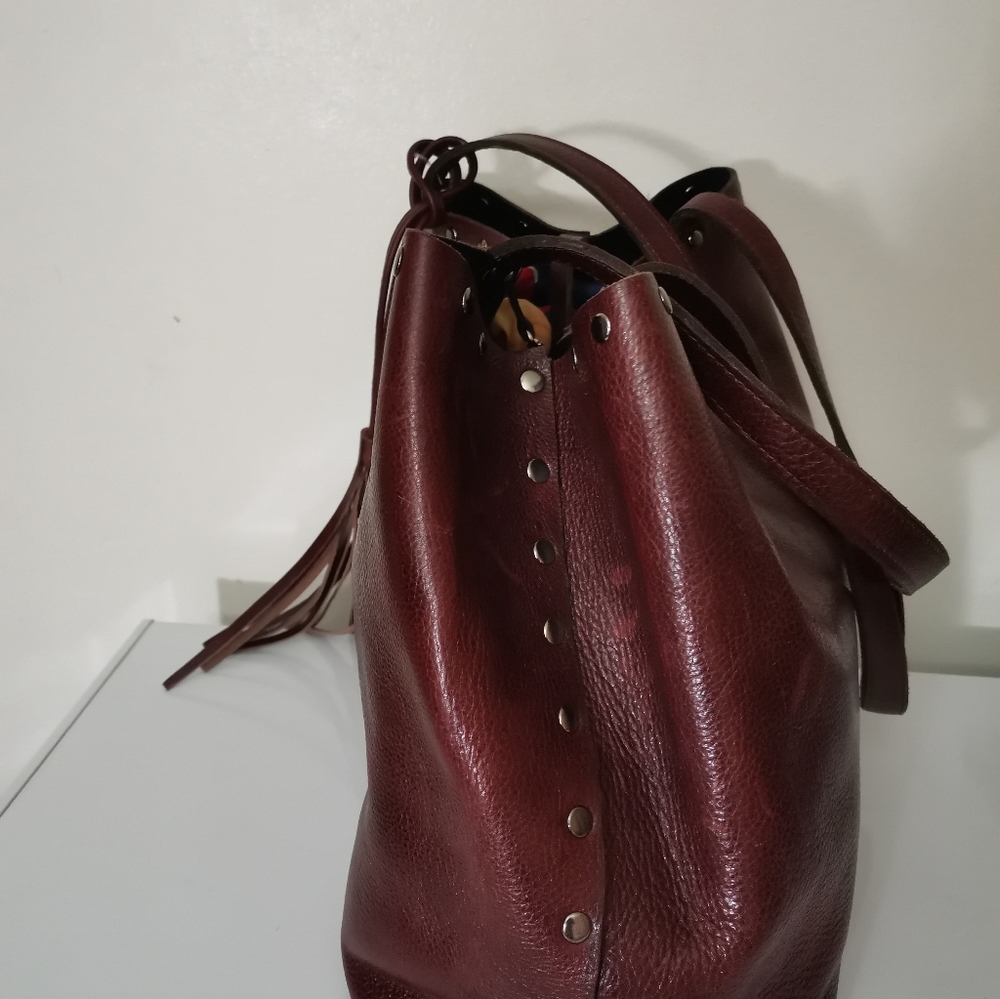 LAGGO TOTE BAG. - Picture 3 of 11